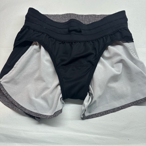 Lululemon Womens Tracker Shorts V4 Heather Gray Size 6 - Picture 6 of 11